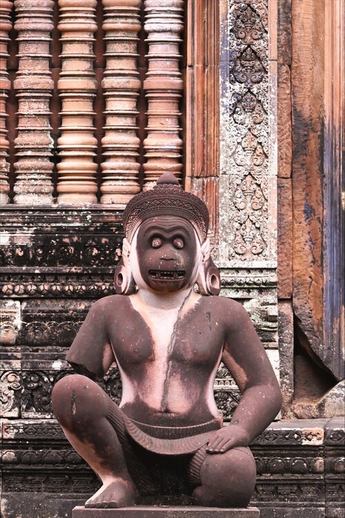 monkey statue