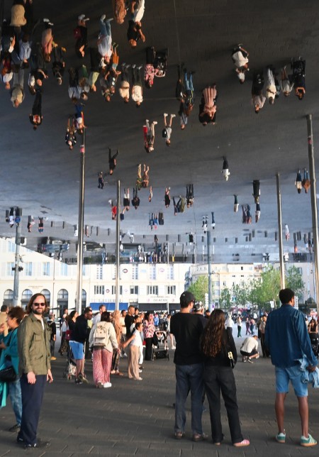 Mirror installation at the Old Port