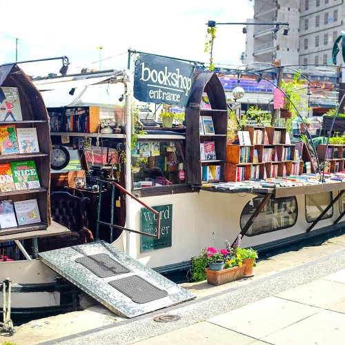 boat-bookshop-regents-canal-london (1)
